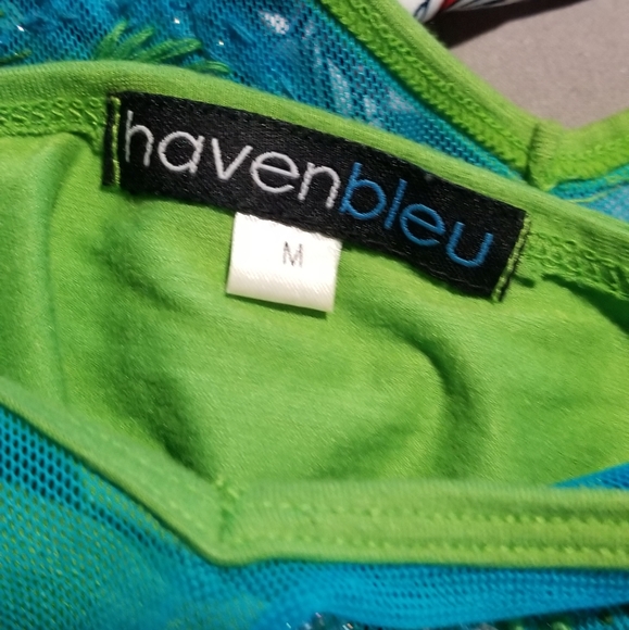 Beaded top - Picture 2 of 3